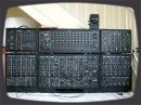 Essai du synth modulaire Roland System 700. Encore une lgende des modulaires!