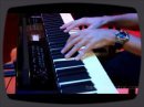 Tom Brislin nous prsente et joue sur un piano numrique Casio Privia PX-350.